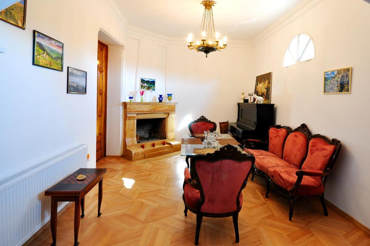Vorontsov Old Tbilisi Apartment Exterior photo